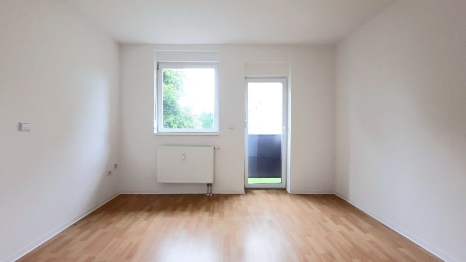 Ihre neue freundliche 4- Raum-Wohnung mit Terrasse! in Aschersleben