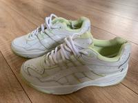 Sportschuhe CRANE Gr. 37 Leder  NEU Tennisschuhe Düsseldorf - Gerresheim Vorschau
