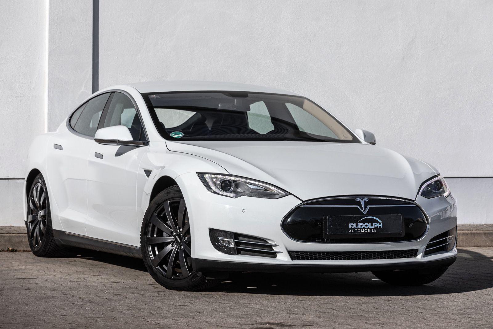 Abbildung des Autos Tesla Model S 85 kWh°FRE…