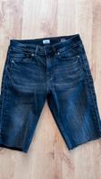 Kurze hippe S Oliver Jeans Gr 38 Top ! Hessen - Gelnhausen Vorschau