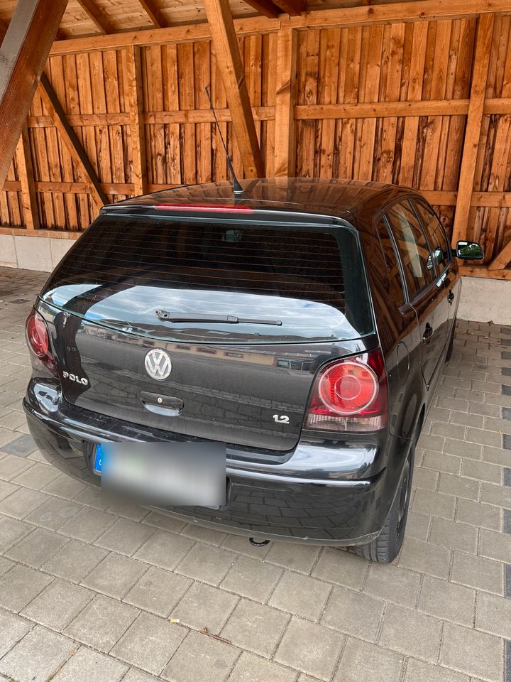 Volkswagen Polo 2005 Benzin top in Freiburg im Breisgau