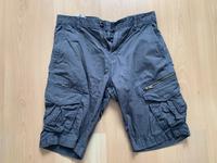Kurze / Cargo Hose mit vielen Taschen Weite 30 Niedersachsen - Garbsen Vorschau