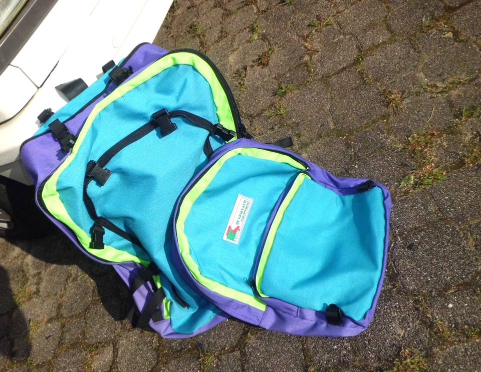 Trekking Rucksack "Wildlife", unbenutzt. in Vollersode