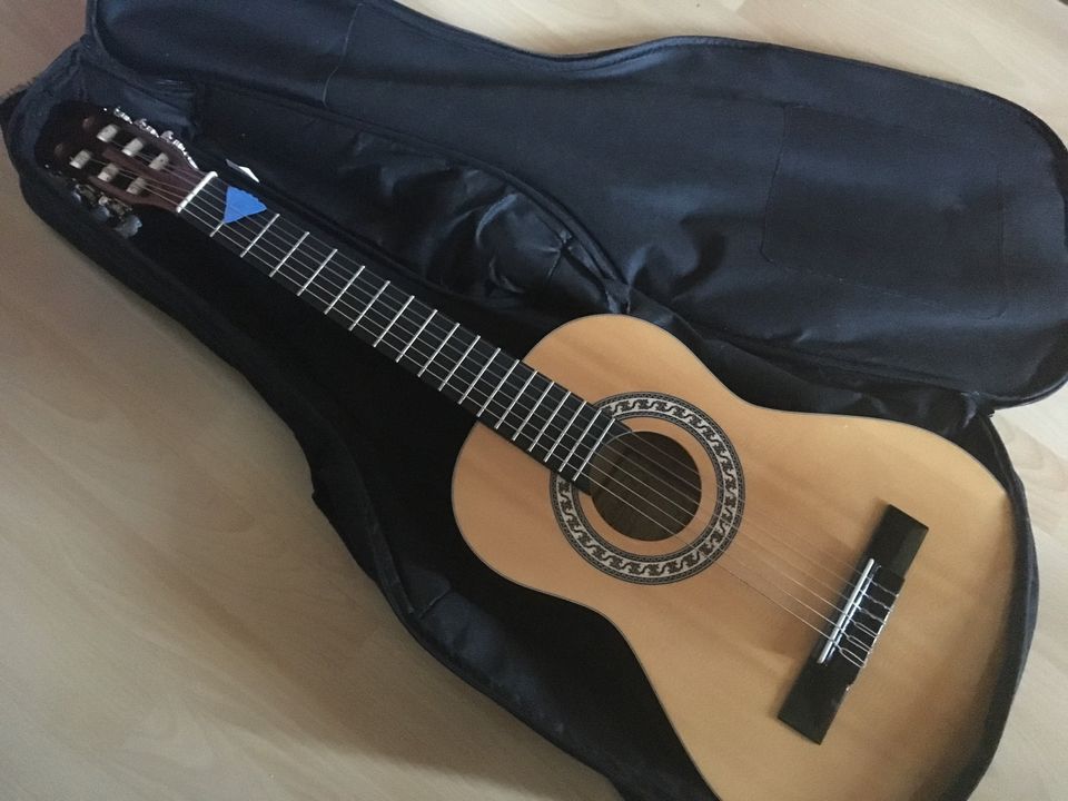 Gitarre 1/2 für Anfänger / Grundschule in Waldsassen