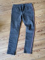 Stretch Jeans, Farbe Olive Gr. M / 38 Neuwertig Hamburg-Nord - Hamburg Ohlsdorf Vorschau