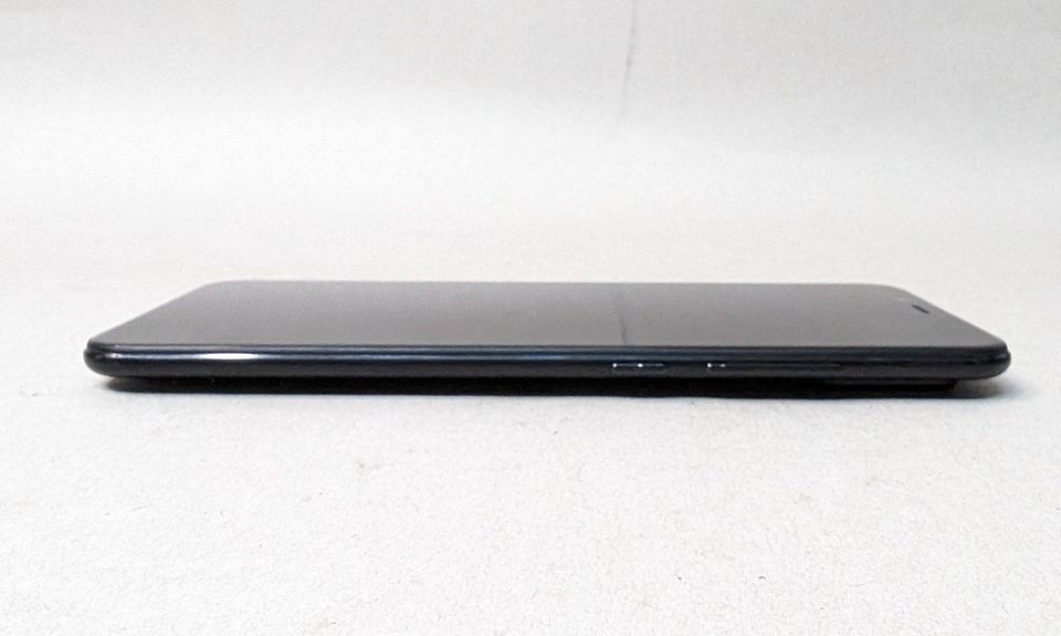 Xiaomi Mi A2 - neuwertig 32GB 4GB Ram Dual Sim Android one Smartp in Iserlohn