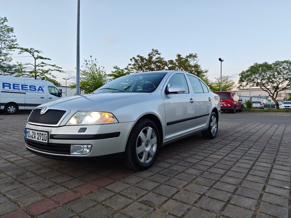 SKODA(CZ) OCTAVIA  2.0 mit tüv in Magdeburg