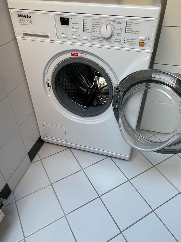 Miele Waschmaschine in Düsseldorf