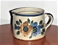 alte Steingut-/ Keramikkanne mit blau – braunem Blumendekor Brandenburg - Königs Wusterhausen Vorschau