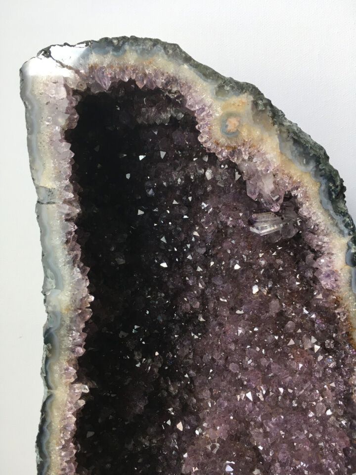 Große Amethyst Druse, Unikat, selten, offene Form, 2-seitig in Hannover