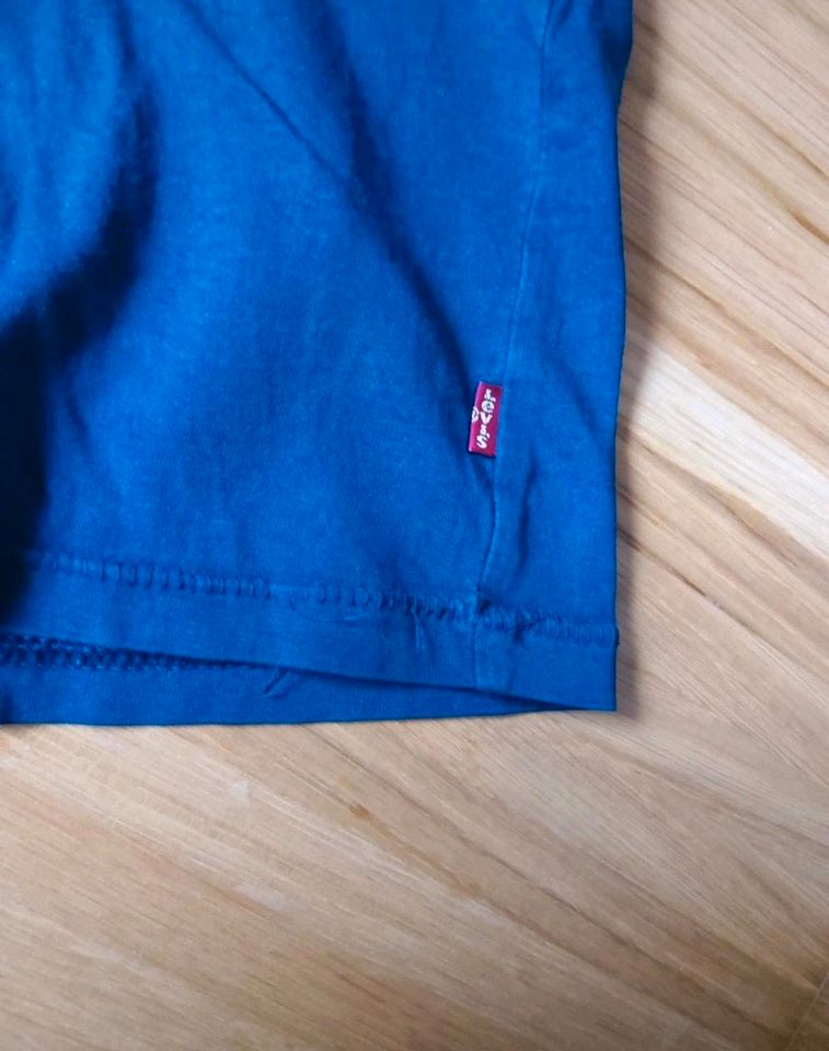 Levi's T-Shirt Gr. S in Ellwangen (Jagst)