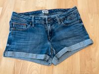 Jeans kurze Jeans Sort Hilfiger Denim Gr 27 Bayern - Feucht Vorschau