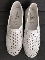 NATURLÄUFER SLIPPER SCHUHE. LEDER. GR. 39. NEUPREIS 69 EURO. Bayern - Traunreut Vorschau