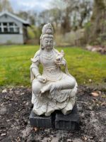 Buddha Statue Kuan Yin / Guanyin aus weißem Marmor Niedersachsen - Hellwege Vorschau