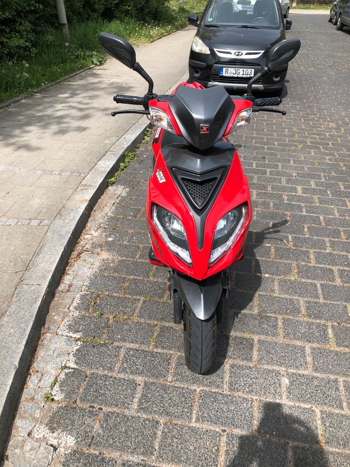 Mein Motorroller Explorer Speed 50 EU 5 Rot in Regensburg