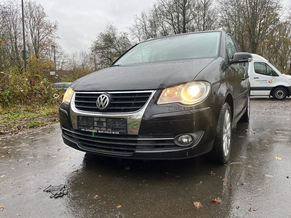 Volkswagen Touran 1.4 TSI 7-Sitzer Tüv Inspektion Neu in Bochum