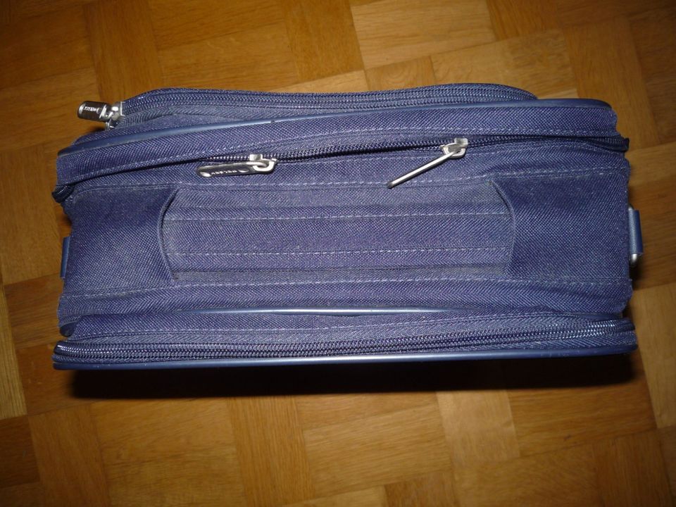 Schultertasche Delsey Herren dunkelblau NEU 35 x 28 x 16 in Osterode am Harz