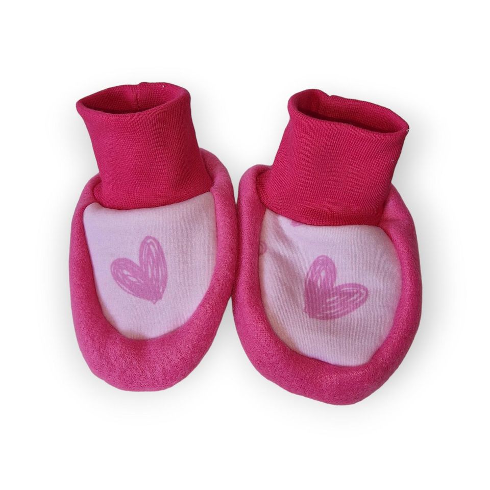 Schuhe Socken babysocken 3 - 6 Monate Pauli Pittiplatsch Heidi in Zurow