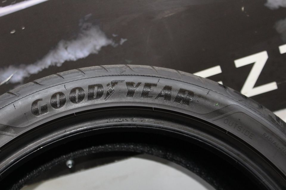 Sommerreifen 18 Zoll GoodYear Eagle F1 215 45 R18 89V Neuwertig ! in Dorsten