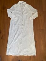 Zara Kleid Sommerkleid lochmuster weiß maxikleid Gr. L/XL Bayern - Schwabach Vorschau