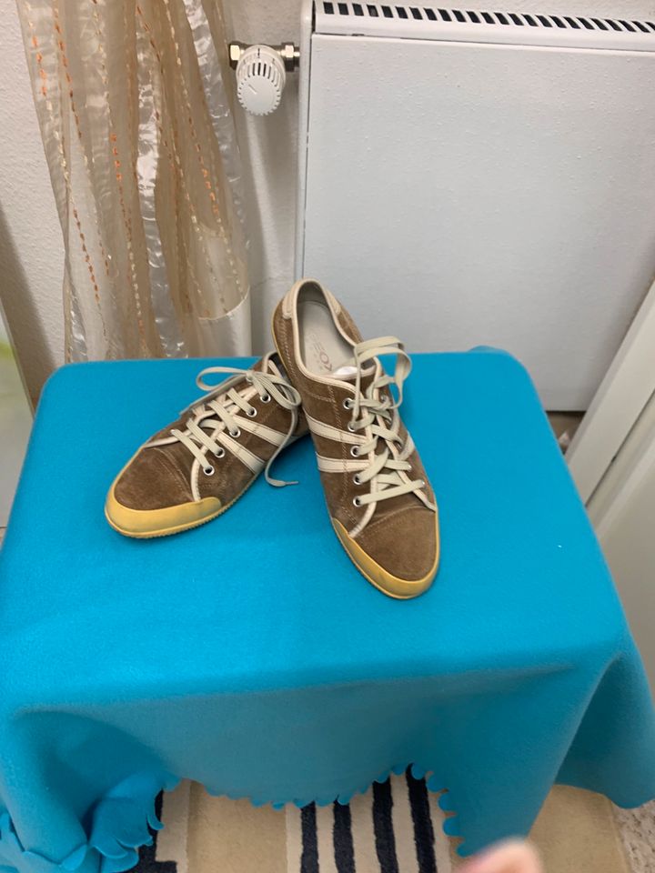 Geox Sneaker  Schuhe ♥️ Gr. 41 / 7,5 Leder Beige in Wächtersbach