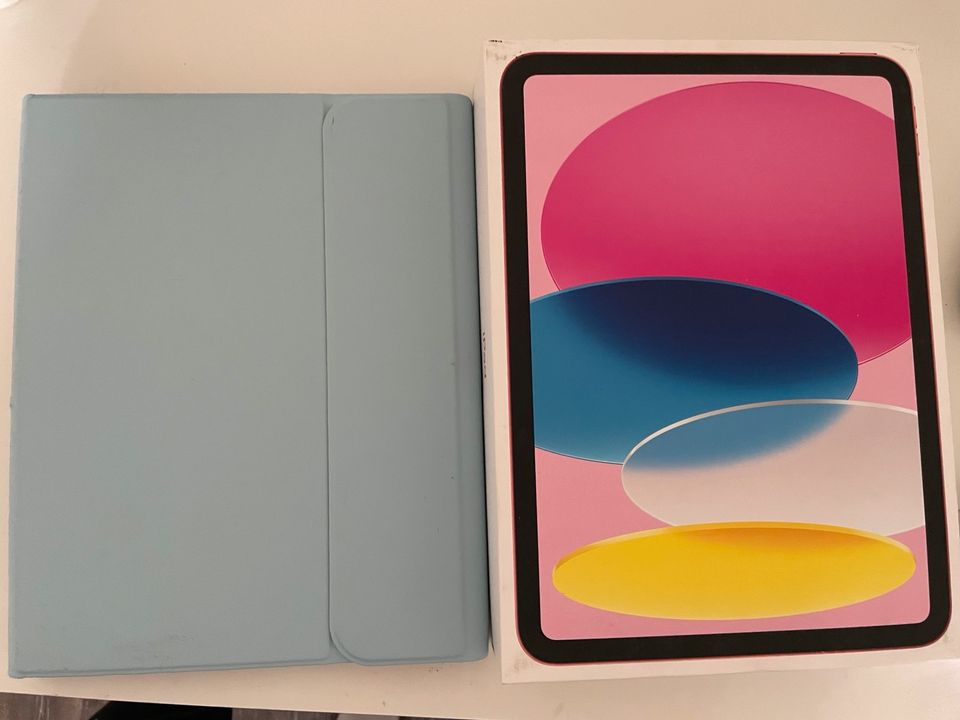 Apple iPad 10 64GB - Rosé inklusive Tastatur und Pencil in Esslingen