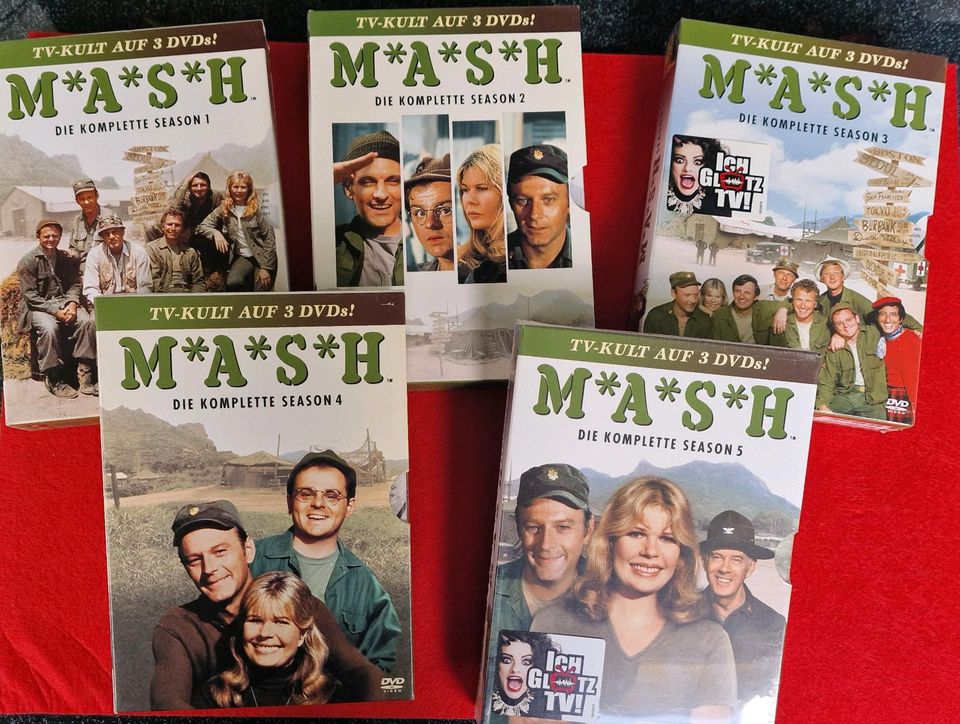 M*A*S*H* DVD Boxen Staffel 1-5  NEU in Köln