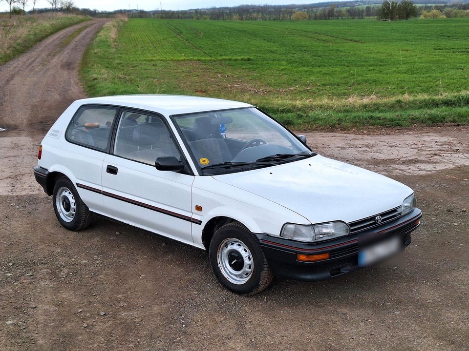 Oldtimer Toyota Corolla E90 H-Zulassung in Gotha