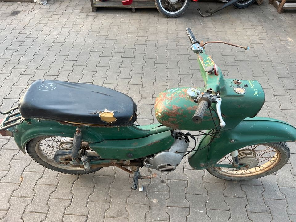 Simson Star SR4-2/1 SR4 1972 Moped Mofa Roller E130 in Osterweddingen