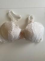 Hunkemöller BH 80c weiß Niedersachsen - Wilhelmshaven Vorschau