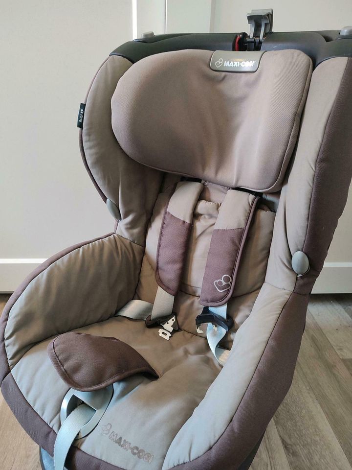 Maxi Cosi Rubi XP, Kindersitz, 9-18kg, braun in Bischofswerda