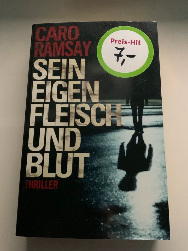 Buch / „Sein Eigen Fleisch und Blut“ v. Caro Ramsay in Ladenburg