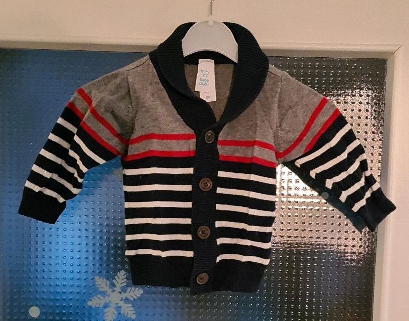 Kinder Jungen Outfit Strickjacke, Hemd, Hose Größe 68 C&A in Siek