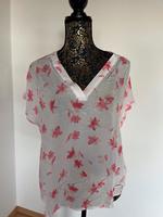 GAP Bluse / Tshirt weiß mit Blümchen L Hessen - Darmstadt Vorschau