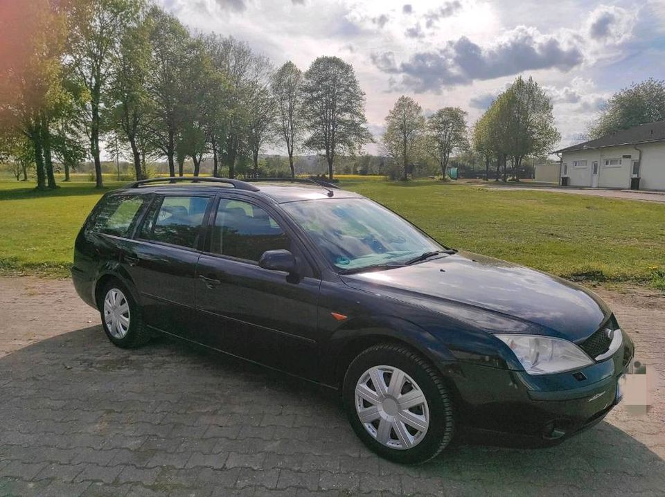 Ford Mondeo 1.8 in Höxter