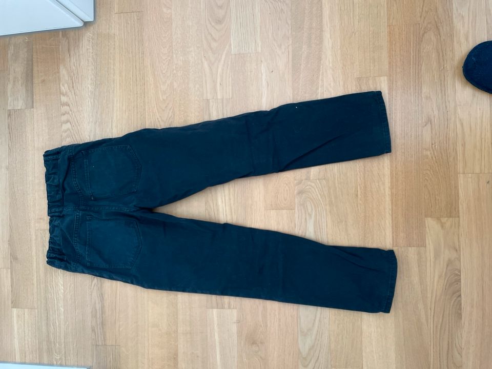 Jeans dunkelblau 134 Einschulung in Hannover