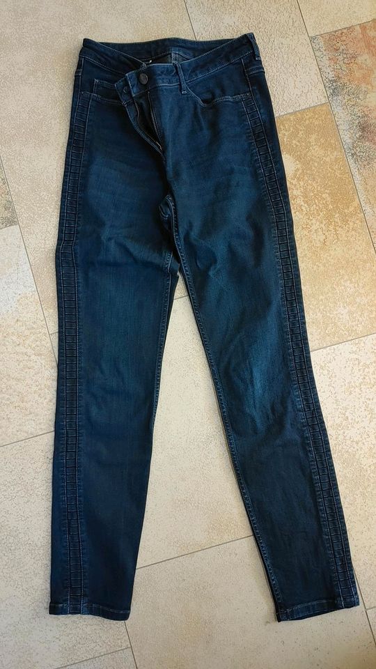 Jeans blau Madeleine Gr. 38 in Markt Schwaben