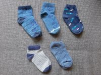 Socken Strümpfe Gr 31- 34 128 134 140 kurze Sneakersocken Baden-Württemberg - Gemmingen Vorschau