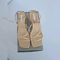 Riemensandalette 40 Berlin - Lichtenberg Vorschau