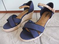 DOCKERS Sandaletten m Keilabsatz 37 GB 4, US 4,5,Pumps jeans blau Bochum - Bochum-Südwest Vorschau