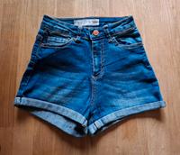 Jeansshorts Hose Jeans Shorts Gr.  32 Niedersachsen - Stelle Vorschau