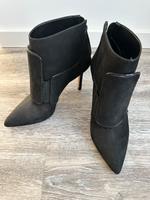 Vicenza Italien Pumps Stiefelette High Heel Schwarz Gr. 37 Rheinland-Pfalz - Roxheim Vorschau