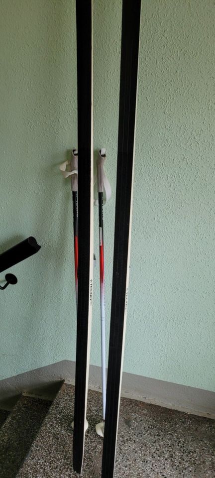 Langlaufski Set gebraucht, 187 cm, mit Stöcken+Schuhe in Gr.39 in Chemnitz