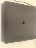 Hallo verkaufe hier ein ps4 slim mit 500gb und zwei Controller Dortmund - Scharnhorst Vorschau