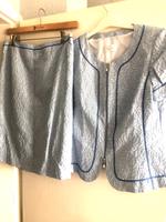 Elegance Paris Jacke und Rock mit Blumen Relief Nordrhein-Westfalen - Wermelskirchen Vorschau