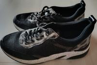 Neuwertige Sneaker von Remonte, schwarz, Gr. 38 Hessen - Hadamar Vorschau