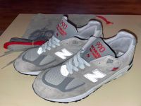 NEW BALANCE 990V2 GREY RED Nordrhein-Westfalen - Lünen Vorschau