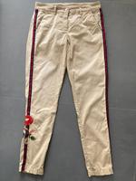Cambio Stoffhose beige Gr.26 seitl.Streifen+Stickerei top Zustand Nordrhein-Westfalen - Netphen Vorschau