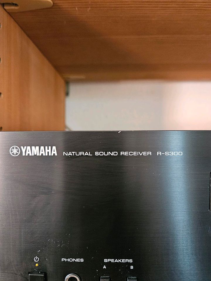 Yamaha Stereoanlage Sound Receiver R-S300 + CD-S300 mit USB in Wrestedt