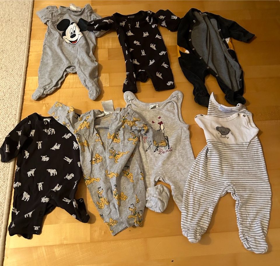 Kleiderpaket Baby 50/56 unisex 59 Teile in Ehrenburg